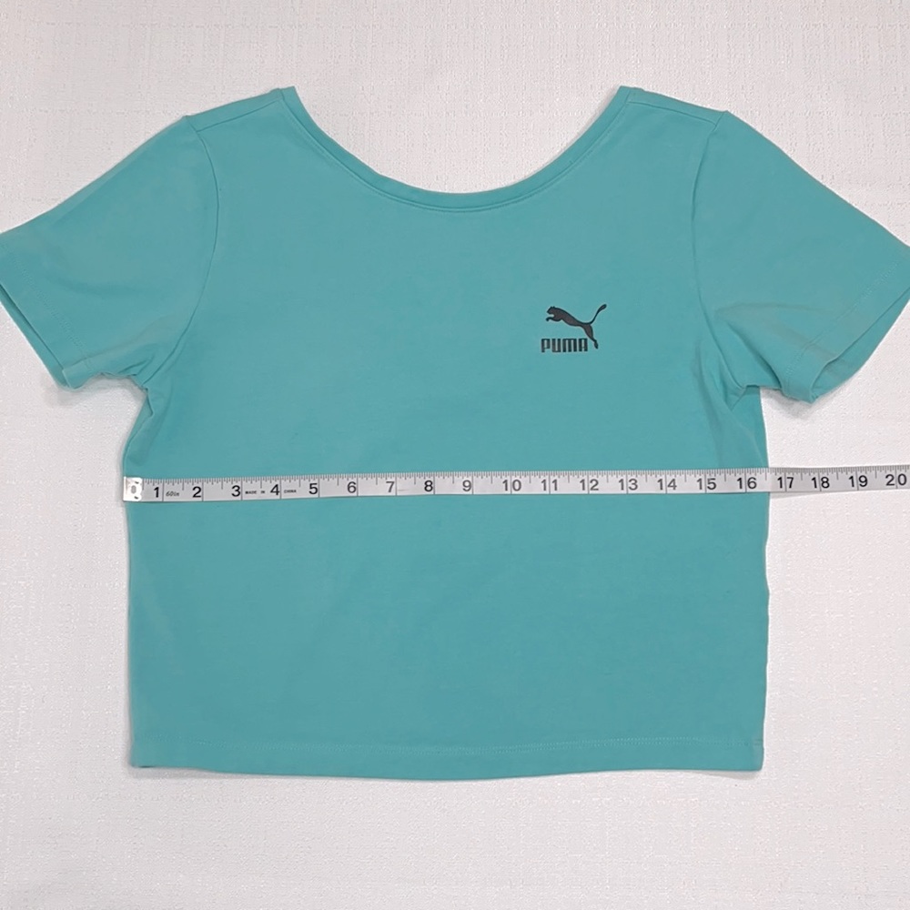 Puma crop top size L Turquoise color